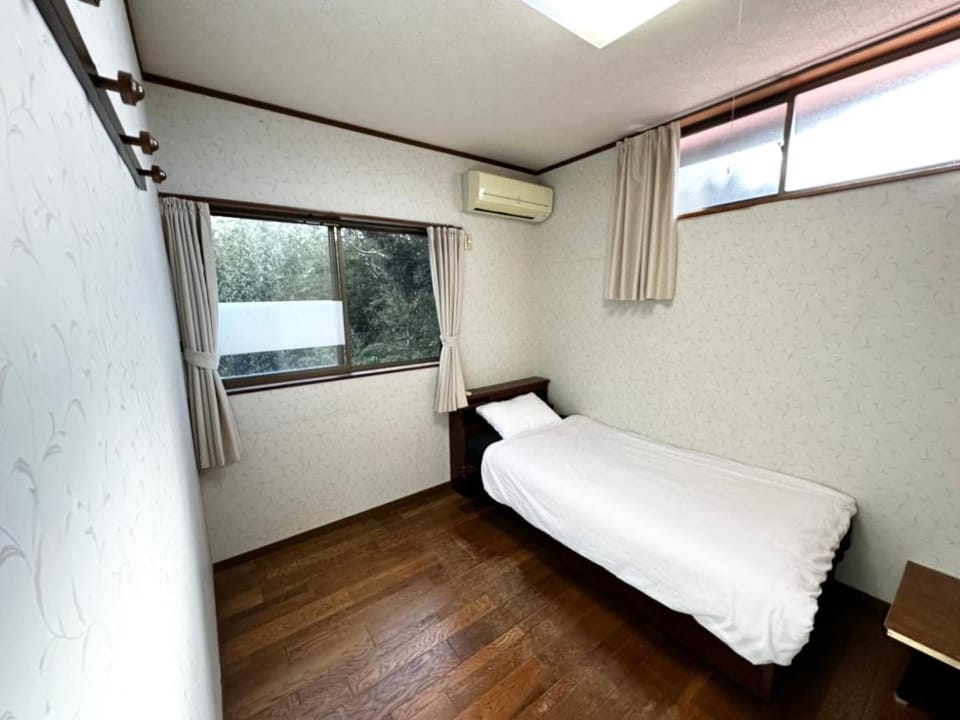 アソビヤハウス壱岐 Bed and Breakfast in South Korea