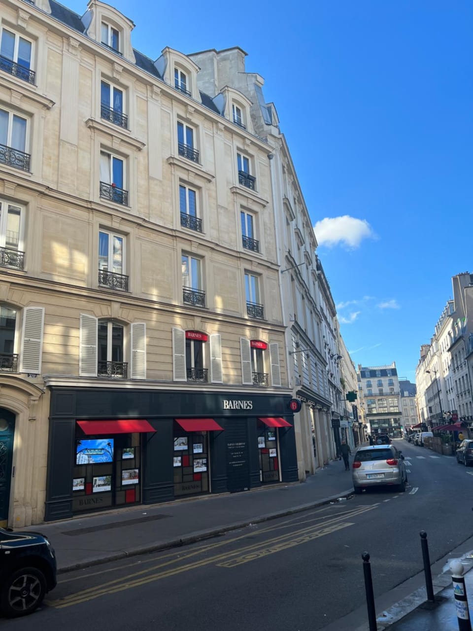 Property building, Street view