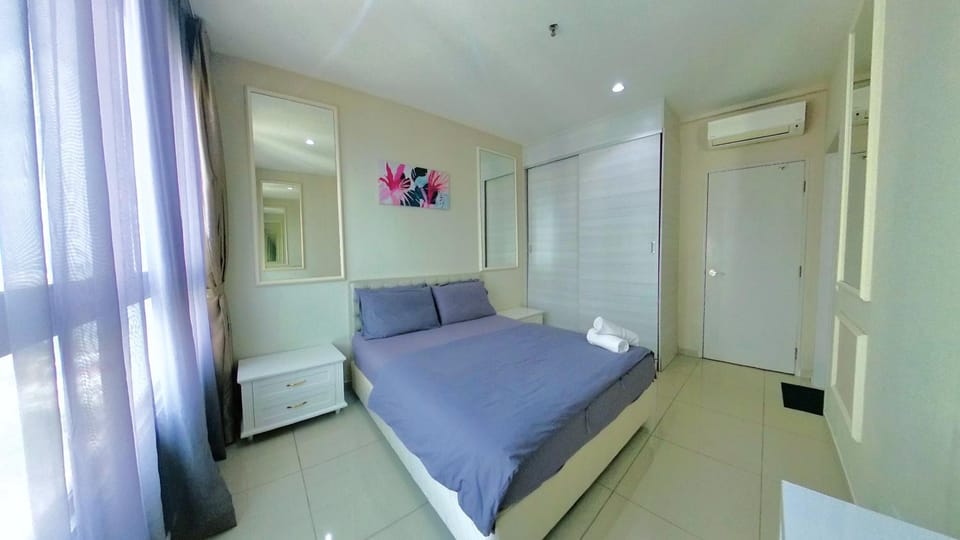 Bed, Photo of the whole room, Bedroom, wardrobe