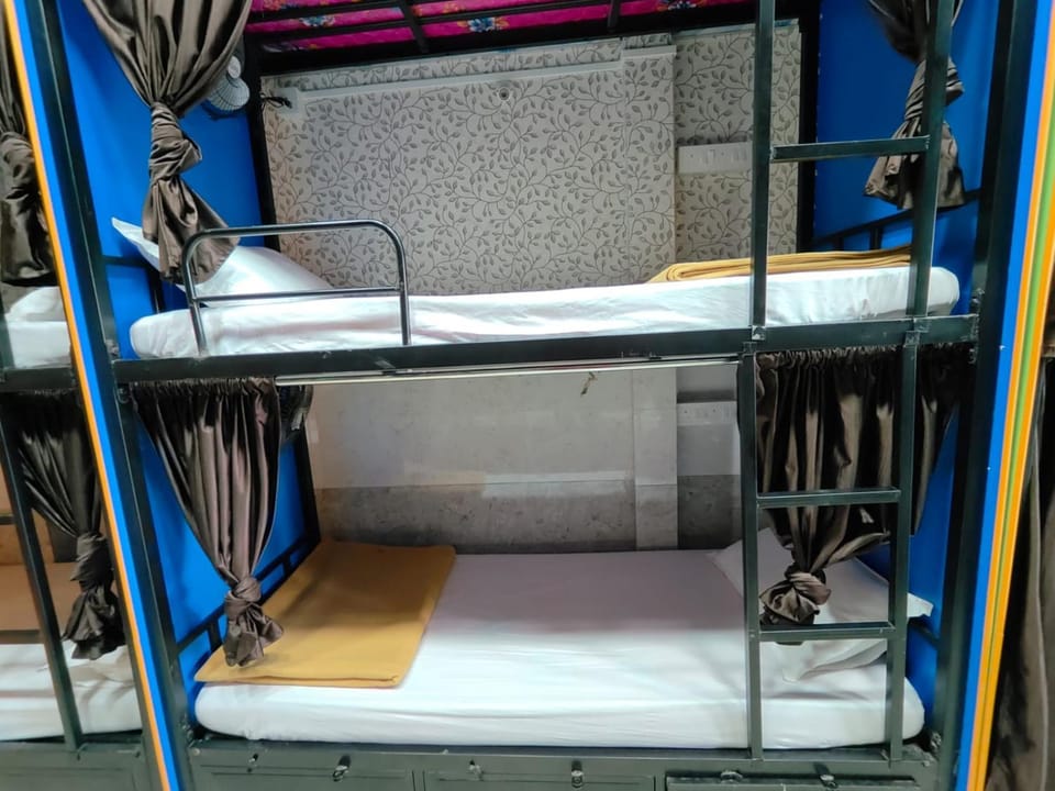 bunk bed