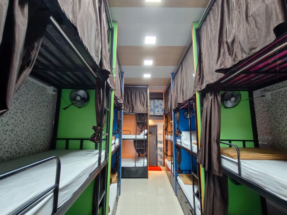 bunk bed
