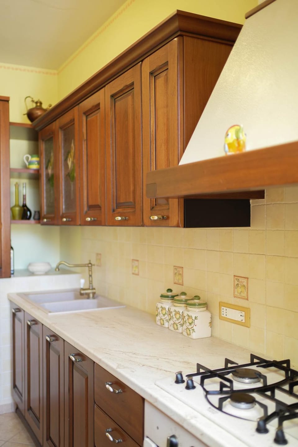 Kitchen or kitchenette, Quiet street view, stove, kitchen