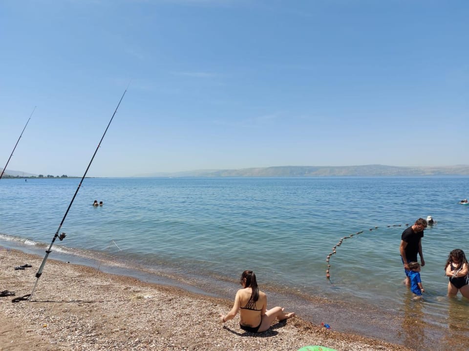 Beach, Lake view
