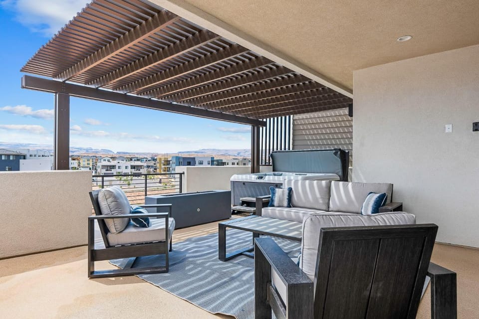 Beachcomber Bliss townhouse House in St George