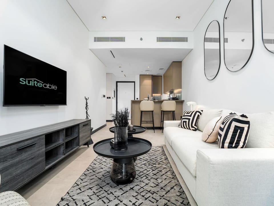 Exceptional 1Bedroom with Premium Amenities Apartment in Dubai