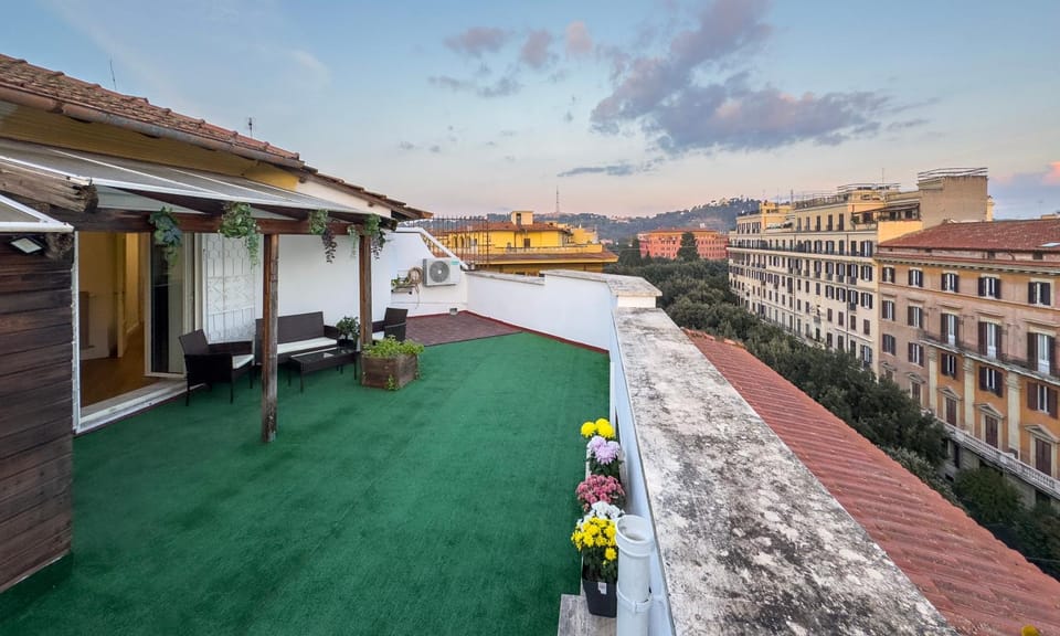 Vatican Penthouse With Terrace Apartment in Rome