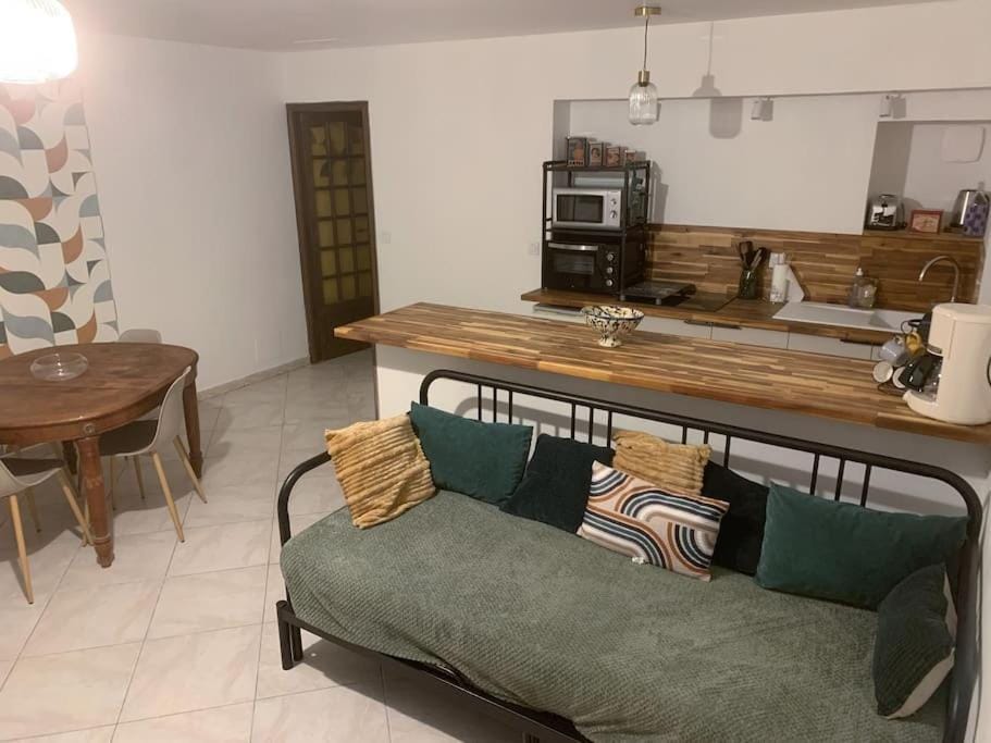 Kitchen or kitchenette, Living room, Dining area