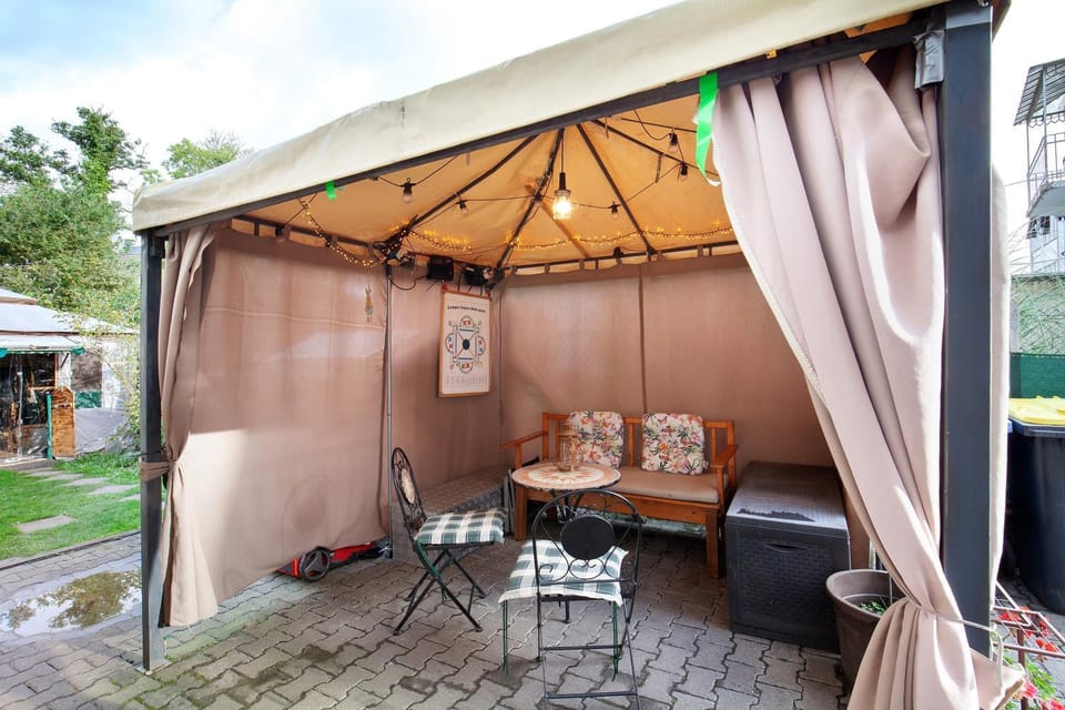 Property building, Living room