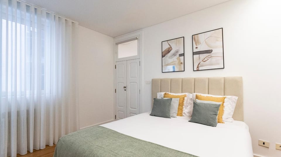 Fábrica Three-Story Charm by LovelyStay Apartment in Porto