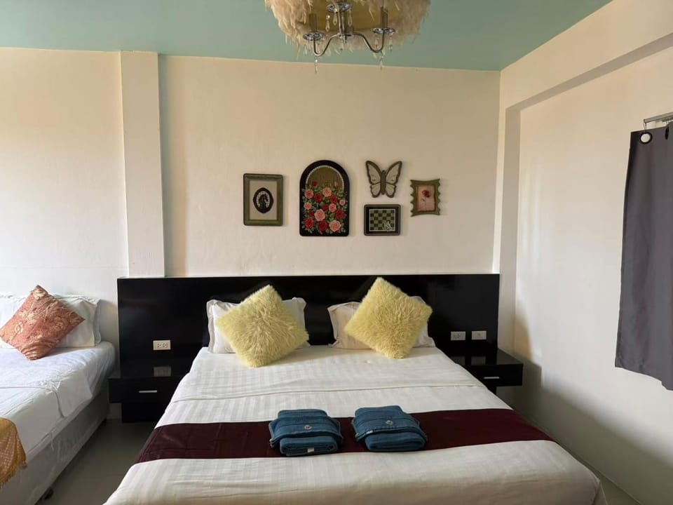 太阳花酒店亲子套房 Apartment hotel in Patong