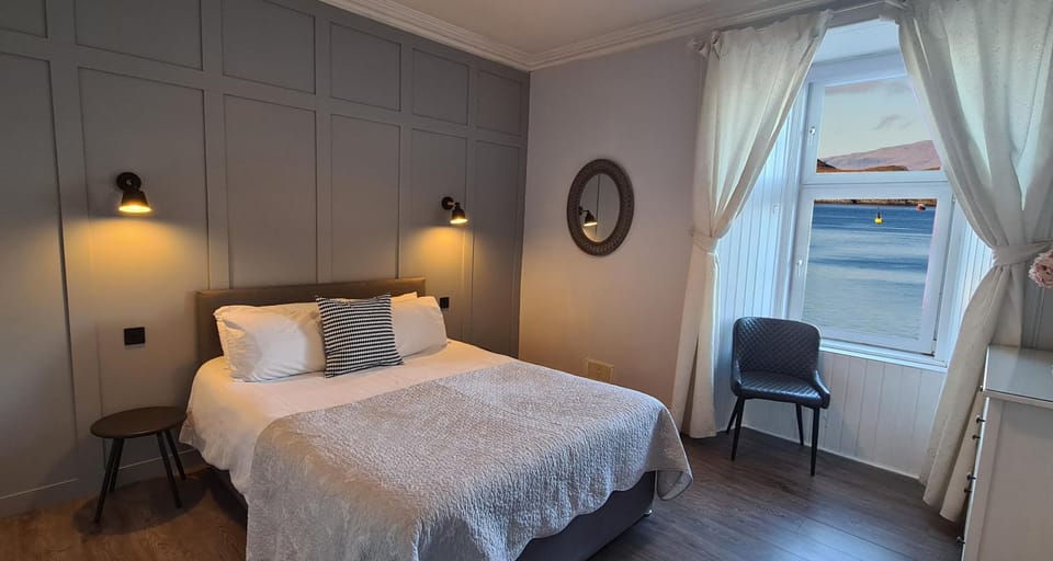 Bedroom, Sea view