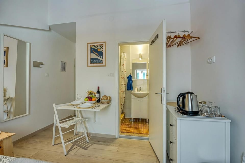 Bathroom, Living room