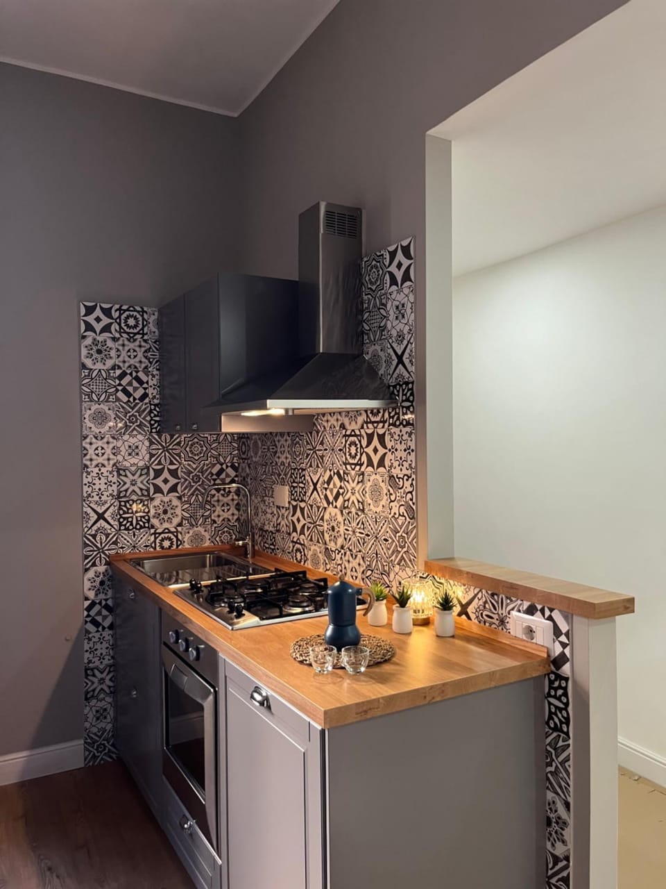 Kitchen or kitchenette, stove
