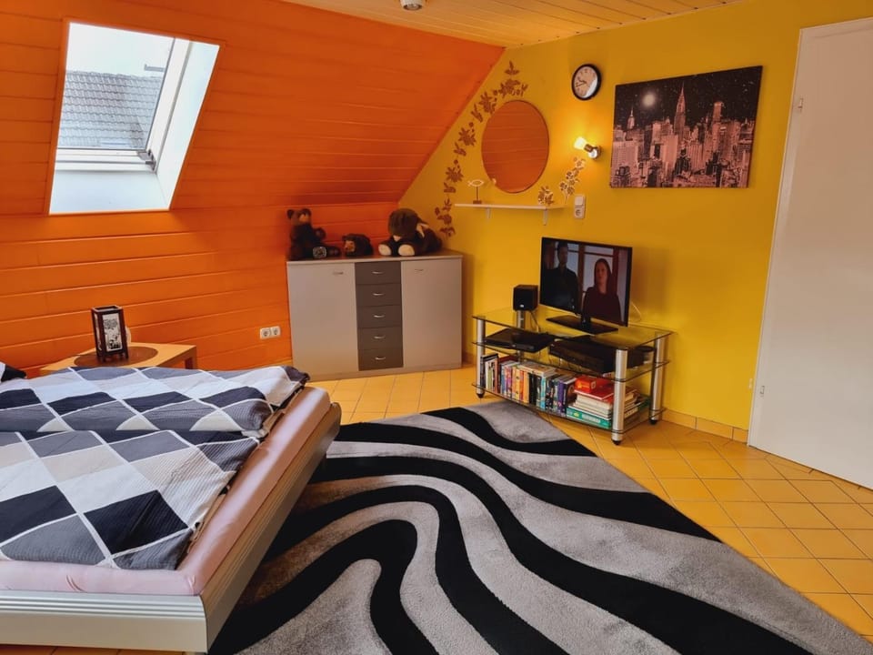 Living room, Bedroom