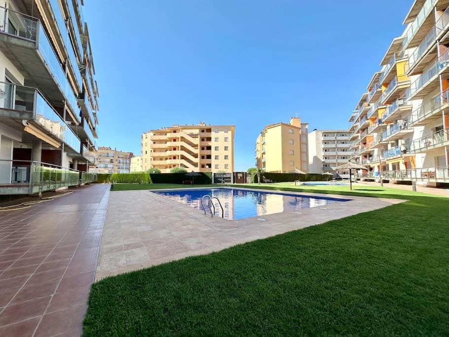 V019 - Mestral 1 Apartment in Roses