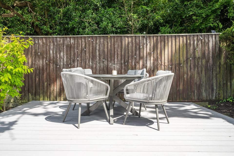 Coastal Garden Retreats House in Poole