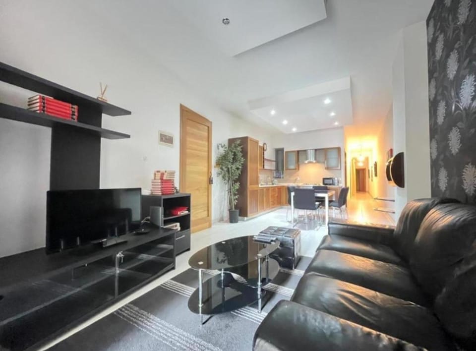 Bugibba Central Modern Apartment Apartment in Saint Paul's Bay