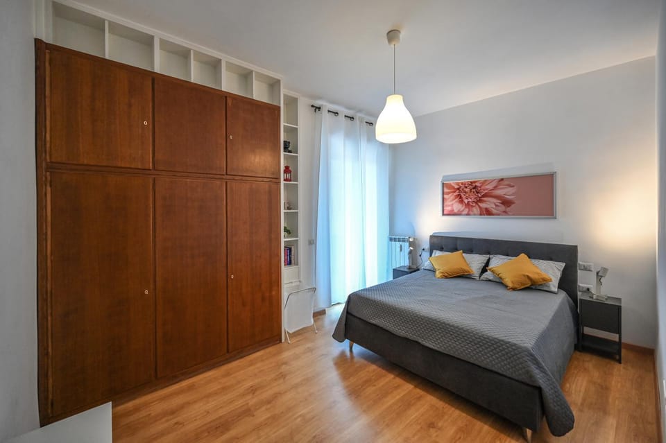 Bed, Photo of the whole room, Bedroom, wardrobe