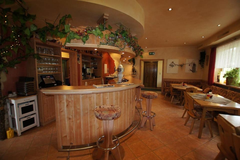 Lutz Alpenblick B&B Bed and Breakfast in Tyrol