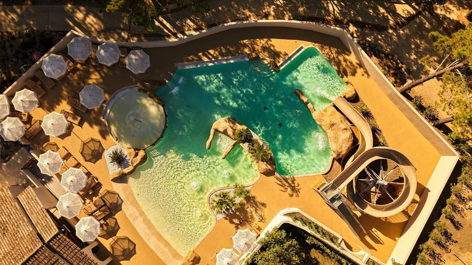 Campo Di Mare Campground/ 
RV Resort in Porto-Vecchio