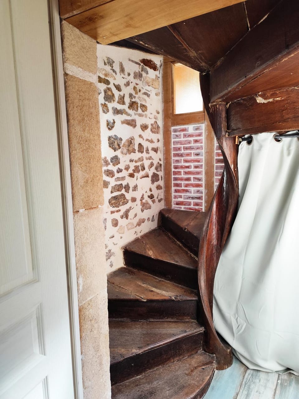 la rénovée d'antan bis Apartment in Bourgogne-Franche-Comté