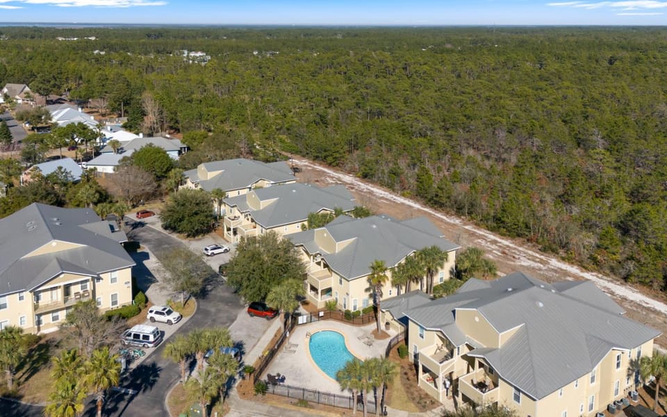Sea Blue Escape by Oversee 30A Apartment in South Walton County