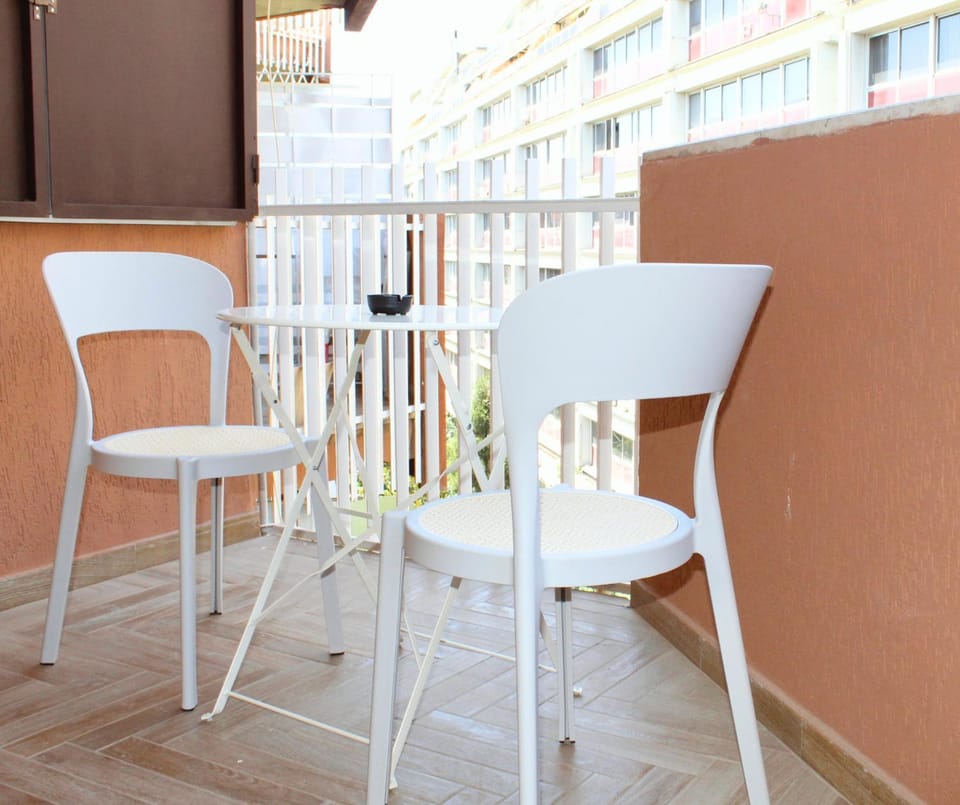 Day, Balcony/Terrace