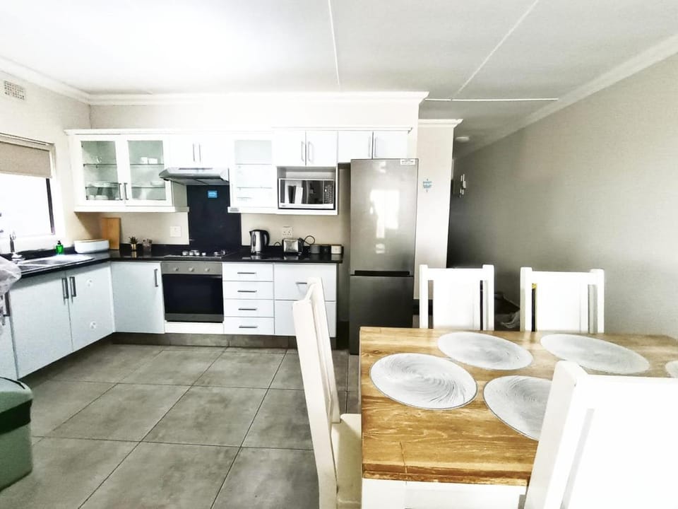 Hello Holiday at D17 Banana Beach Club Apartment in KwaZulu-Natal