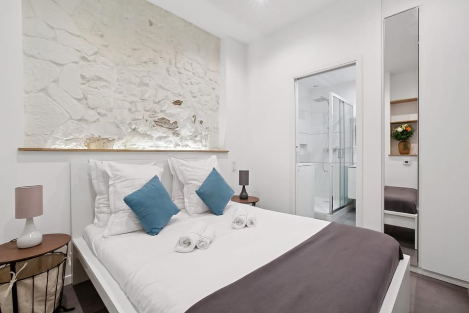 Lavie Maison I Marais Family with terrace Apartment in Paris