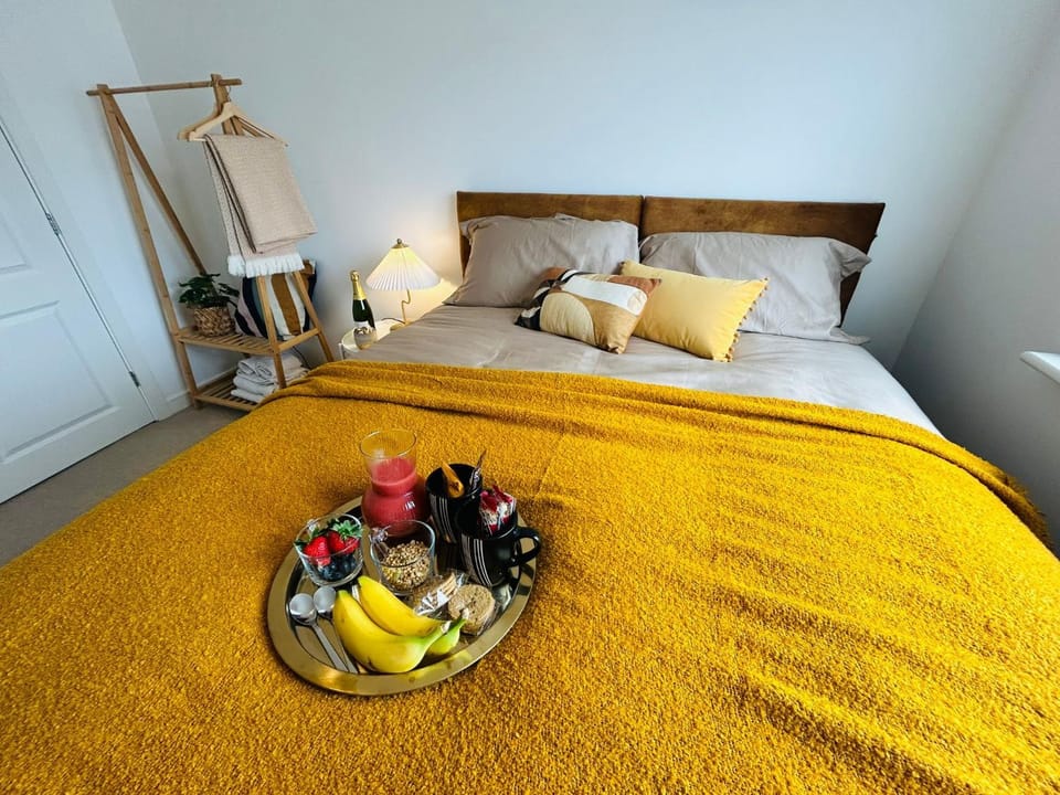 Bed, Bedroom, wardrobe