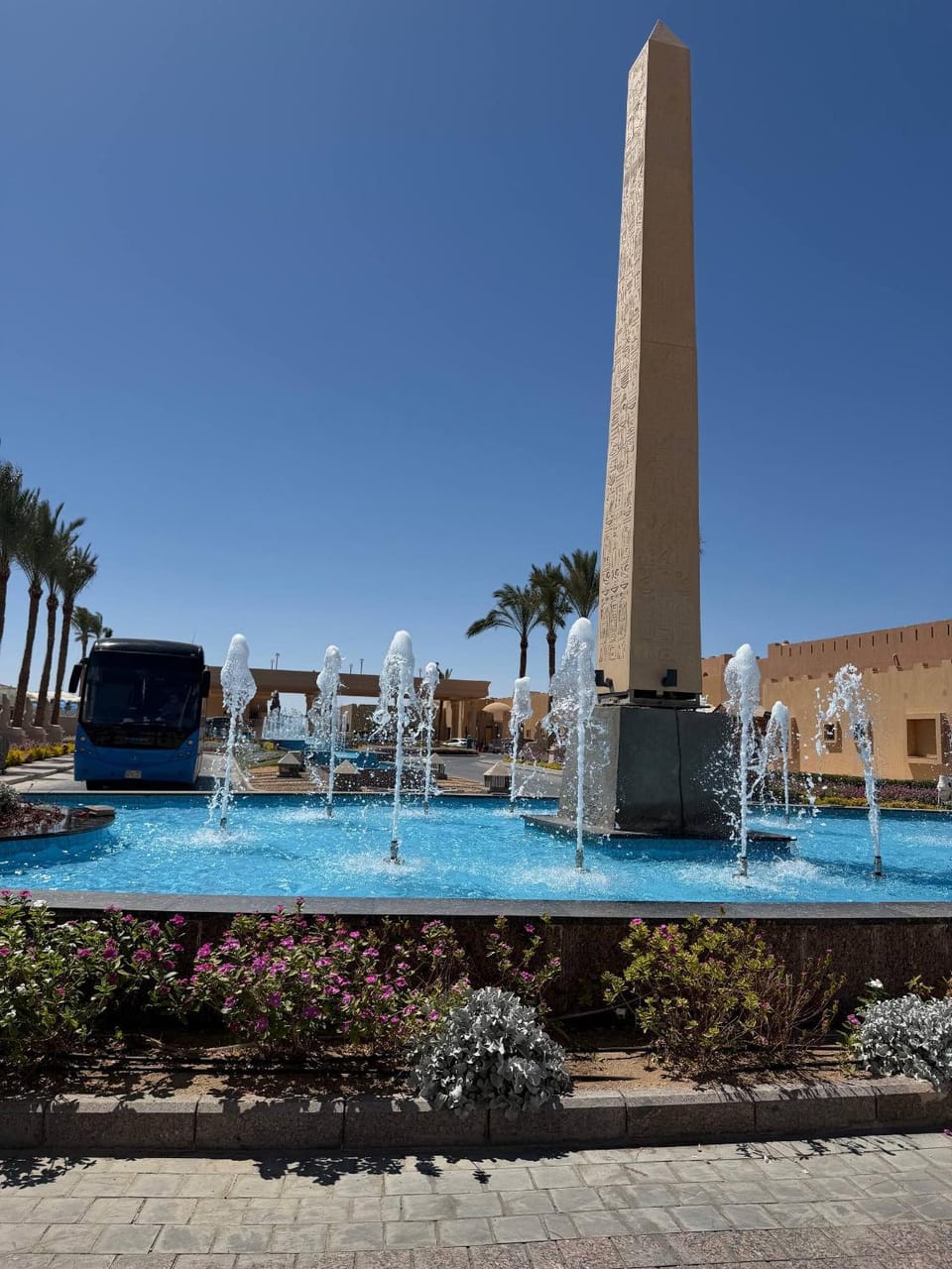 Stella de Mari chalet in Makadi with beach and pool view Apartment in Hurghada
