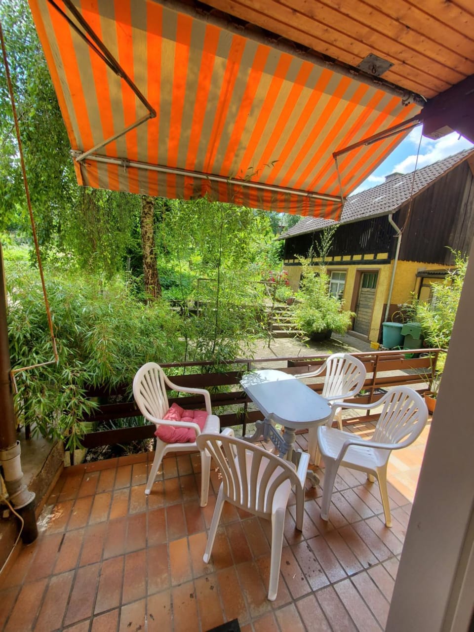 Zwei Zimmer im Stadt Altbau mit Balkon Apartment in Lahr