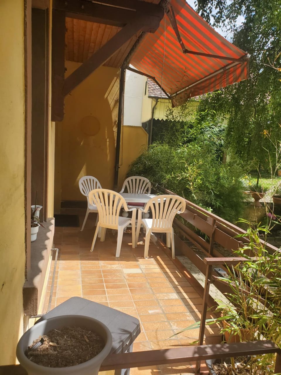 Zwei Zimmer im Stadt Altbau mit Balkon Apartment in Lahr