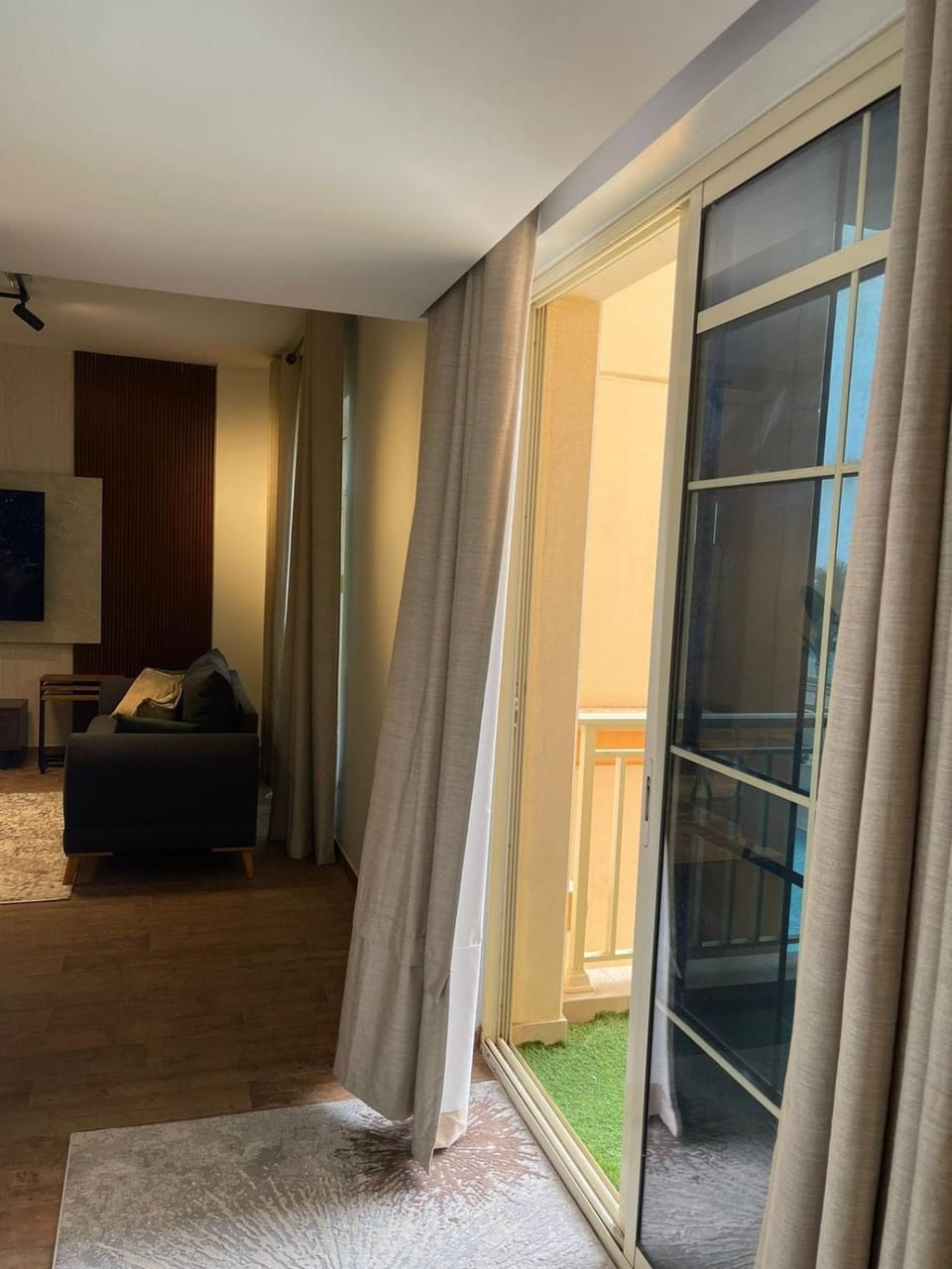 Photo of the whole room