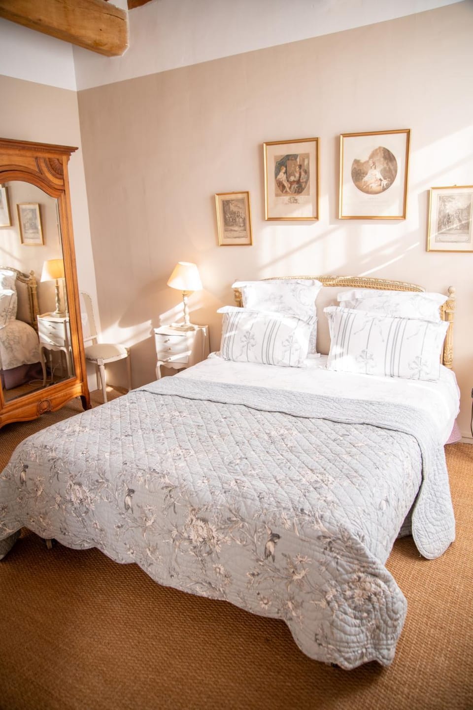 Le Vieux Castel Bed and Breakfast in Provence-Alpes-Côte d'Azur