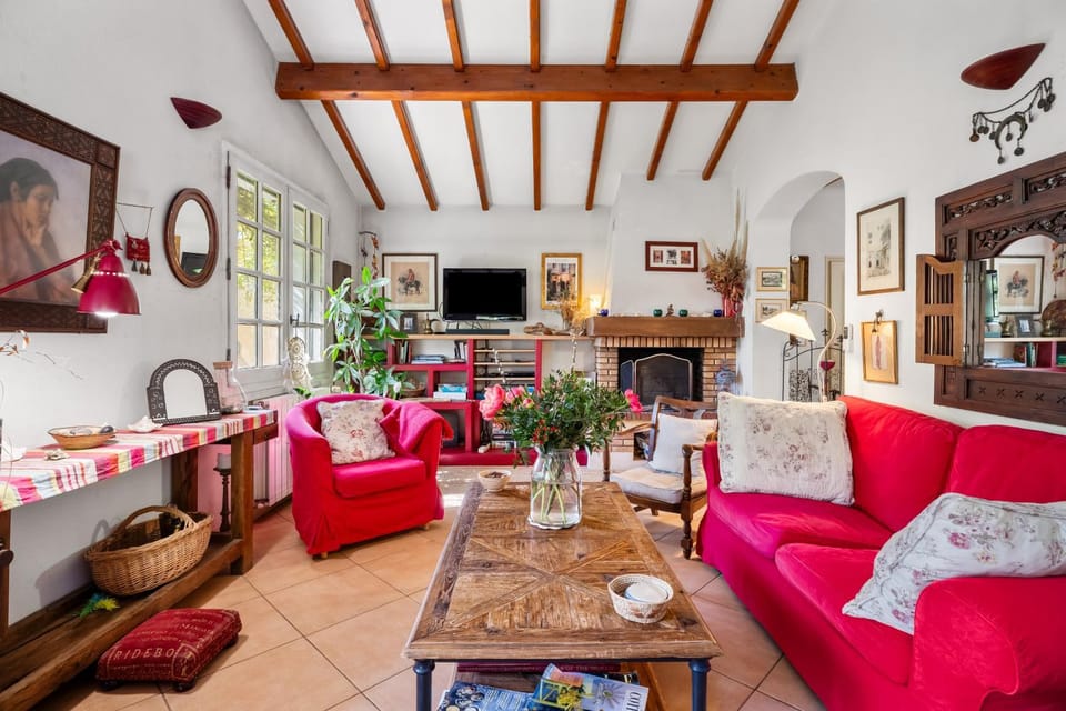 Property building, Living room