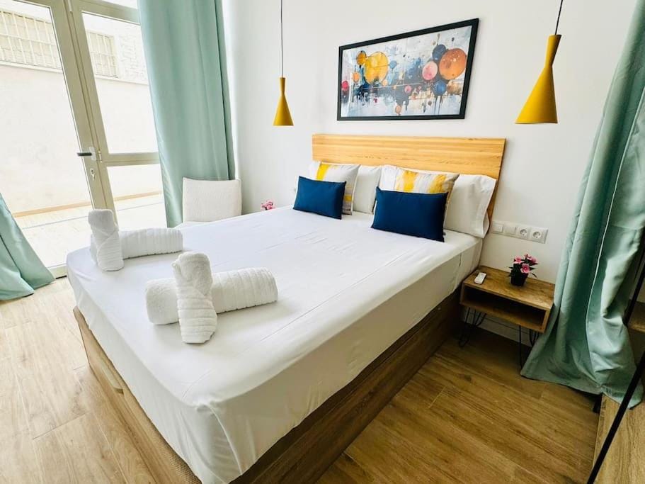 New Industrial Design Flat in Russafa SOHO Apartment in Valencia