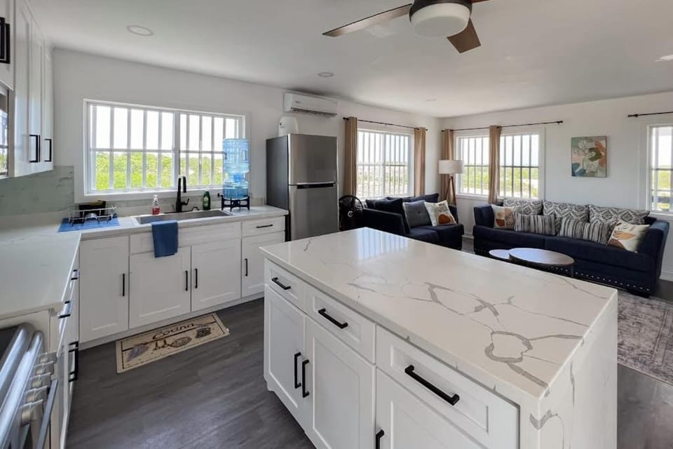 Spoonbill Cottage at Secret Beach House in Corozal District
