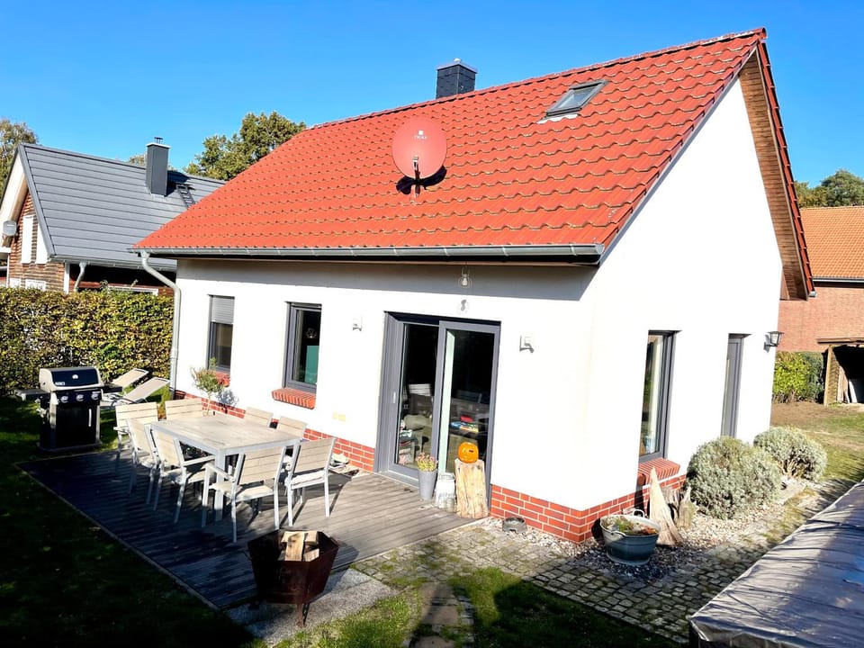 Property building, Garden view