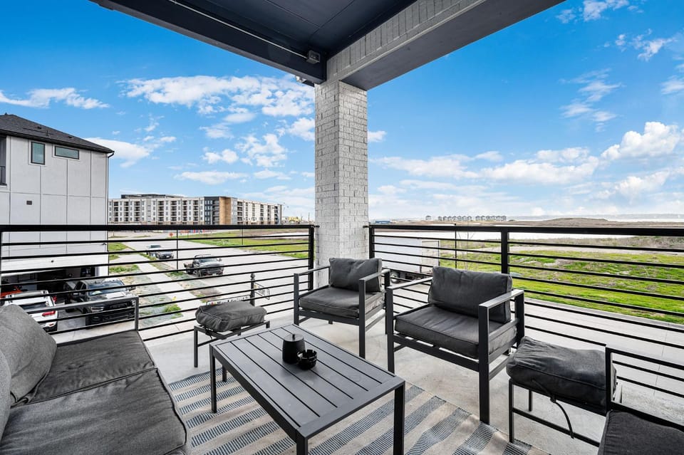 Modern 3BR Lake House in Rowlett House in Rowlett