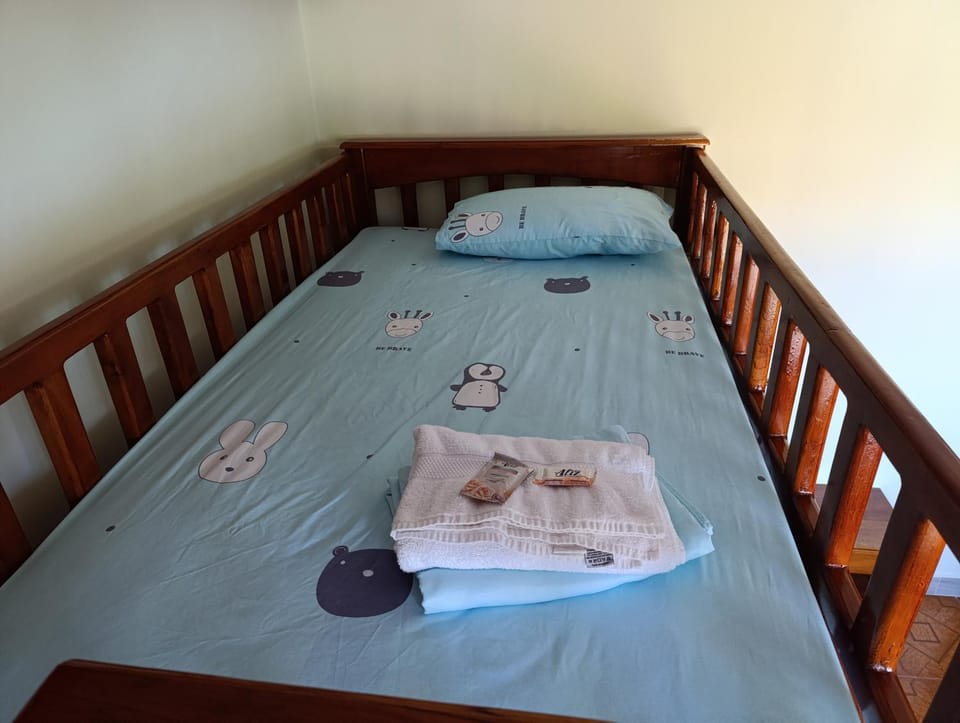 Bed, Bedroom, bunk bed