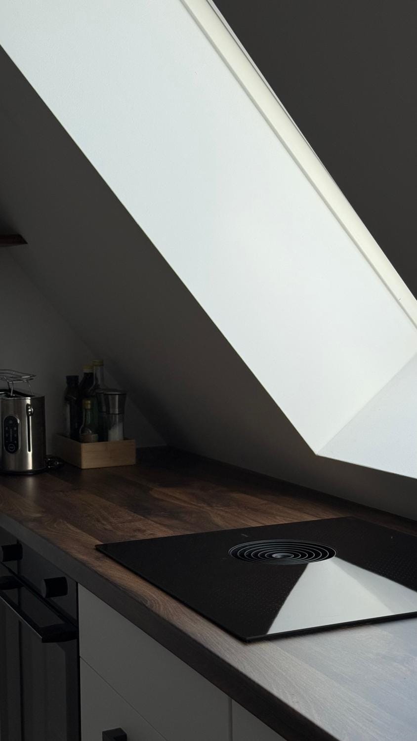 Kitchen or kitchenette, stove