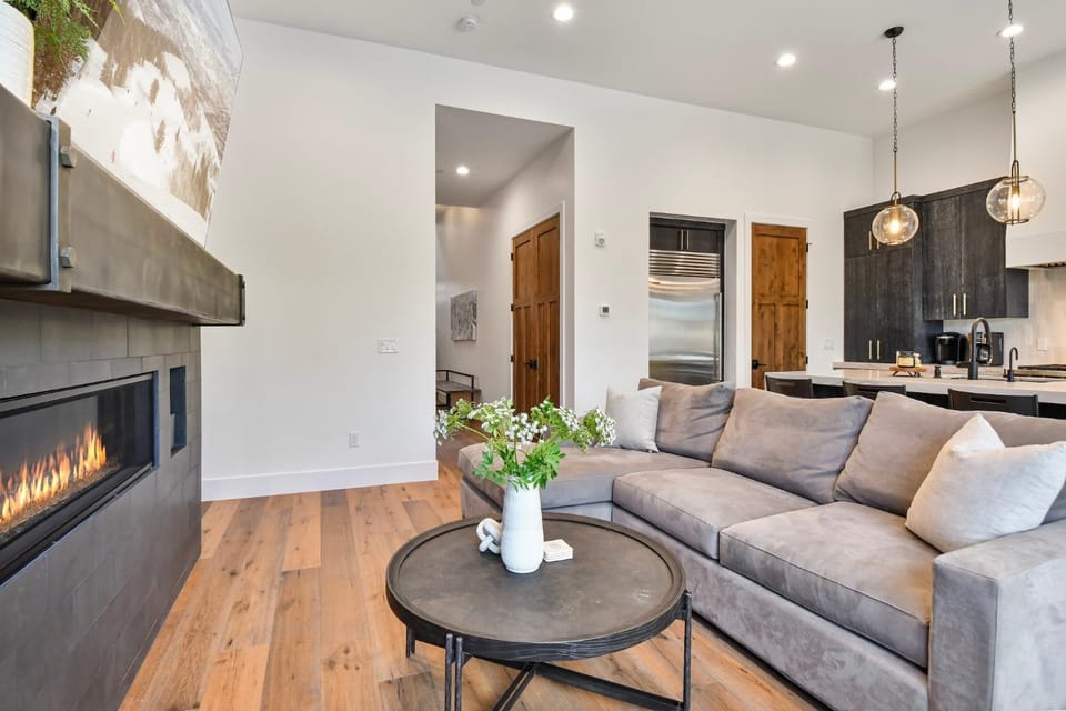 Easy Runaway at Canyons House in Wasatch County