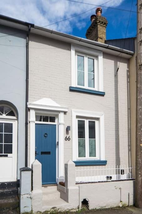 Property building, Street view