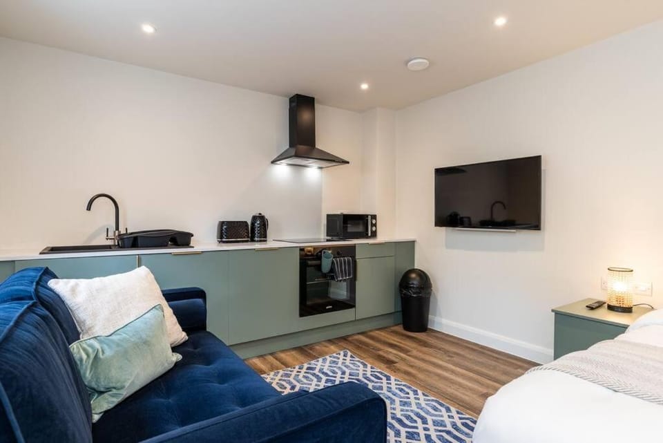 TV and multimedia, Kitchen or kitchenette, Seating area, Evening entertainment