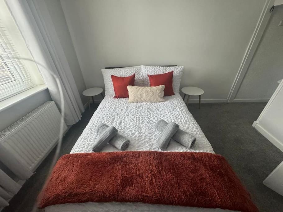 Lonsdale Terrace - 3 Bedrooms - Sleeps 6 Apartment in Allerdale District