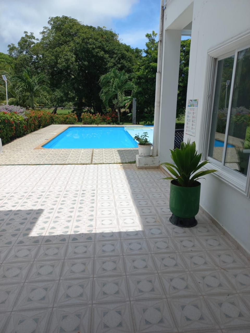 Tropical Garden House Apartment in La Loma
