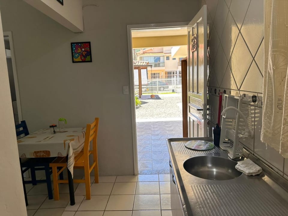 Tranquilidade pertinho da praia Apartment in Florianopolis