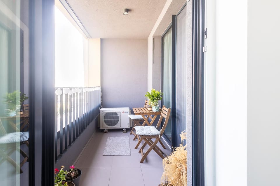 Balcony/Terrace, Balcony/Terrace