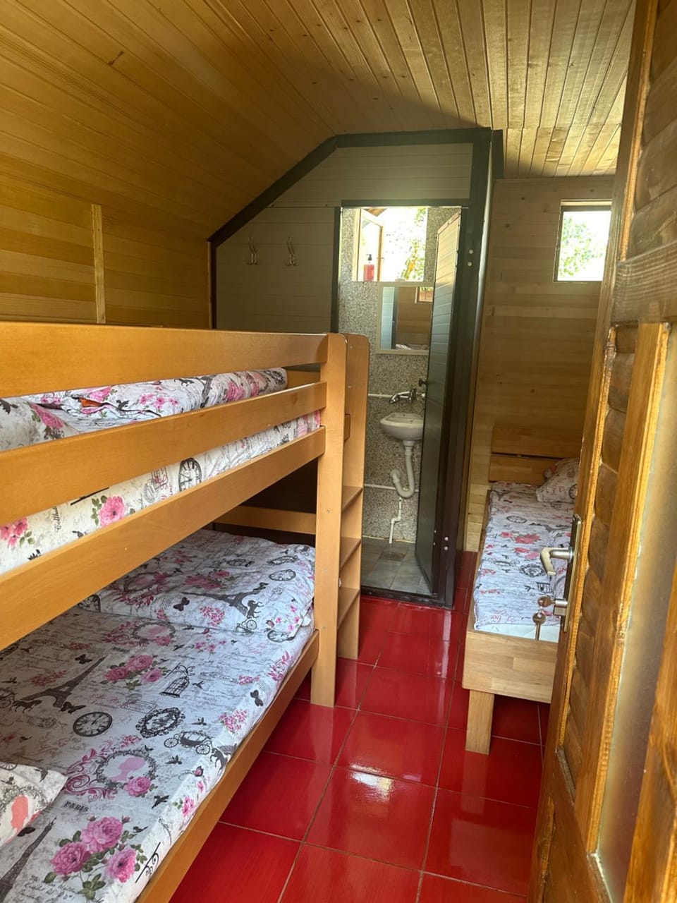 Bed, bunk bed